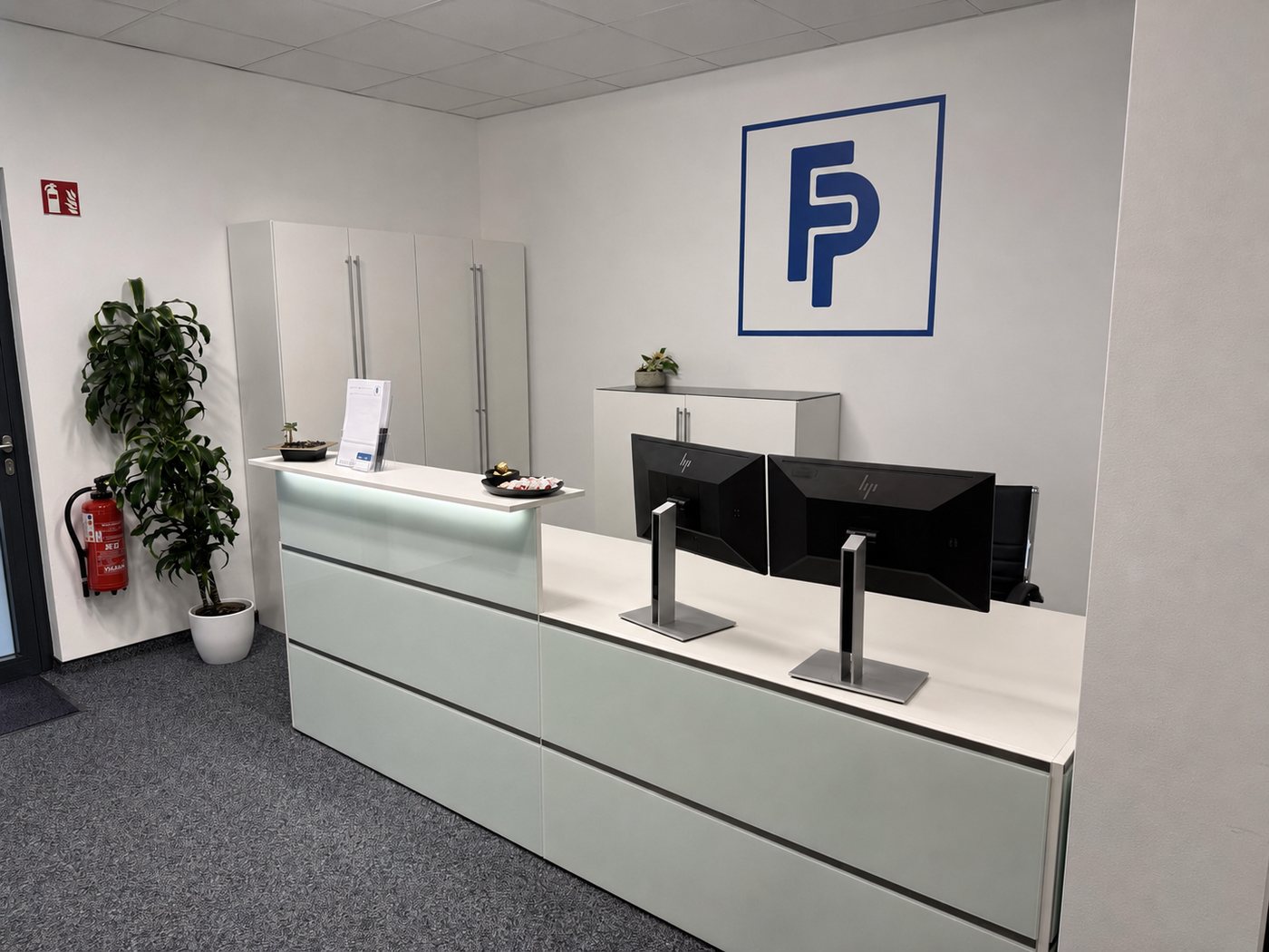 Empfangsbereich der PF Steuerberatung GmbH in Waiblingen